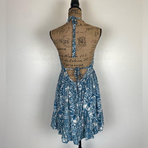 Olivaceous Women's Mini Dress Sundress Size Large Floral Blue Halter Neck Ruffle - Picture 5 of 12